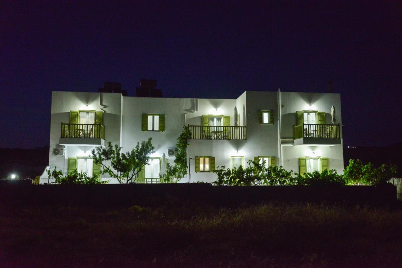 Zeras Apartments Adamantas  Exterior foto